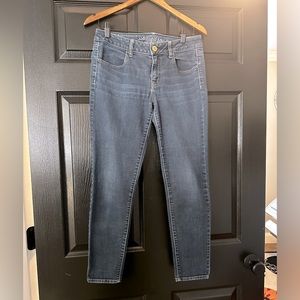 American Eagle Jeans Size 8 Short